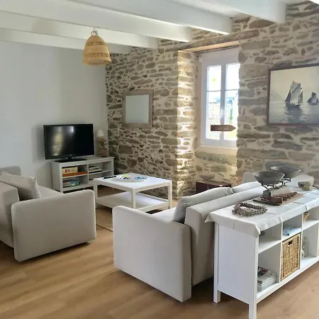 Holiday home Maison De Pecheur Sur L'ile De Groix